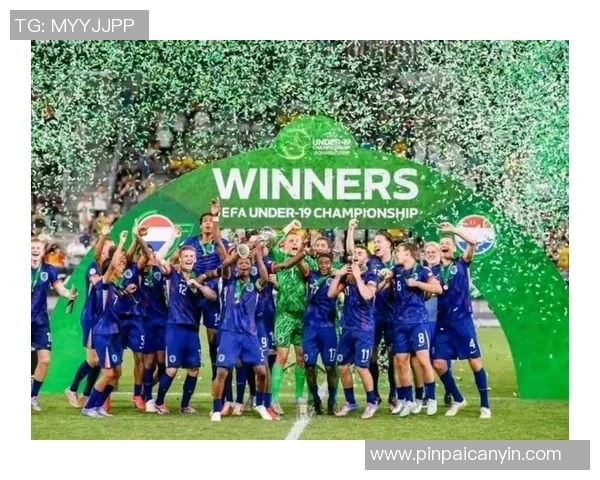 荷兰足球历史上的顶尖球星排名与成就解析 荷兰足球历史上的顶尖球星排名与成就解析