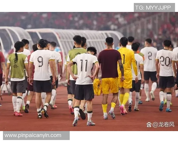 赛后分析:成都足球队与西安足球队的战术配合与表现总结 赛后分析:成都足球队与西安足球队的战术配合与表现总结